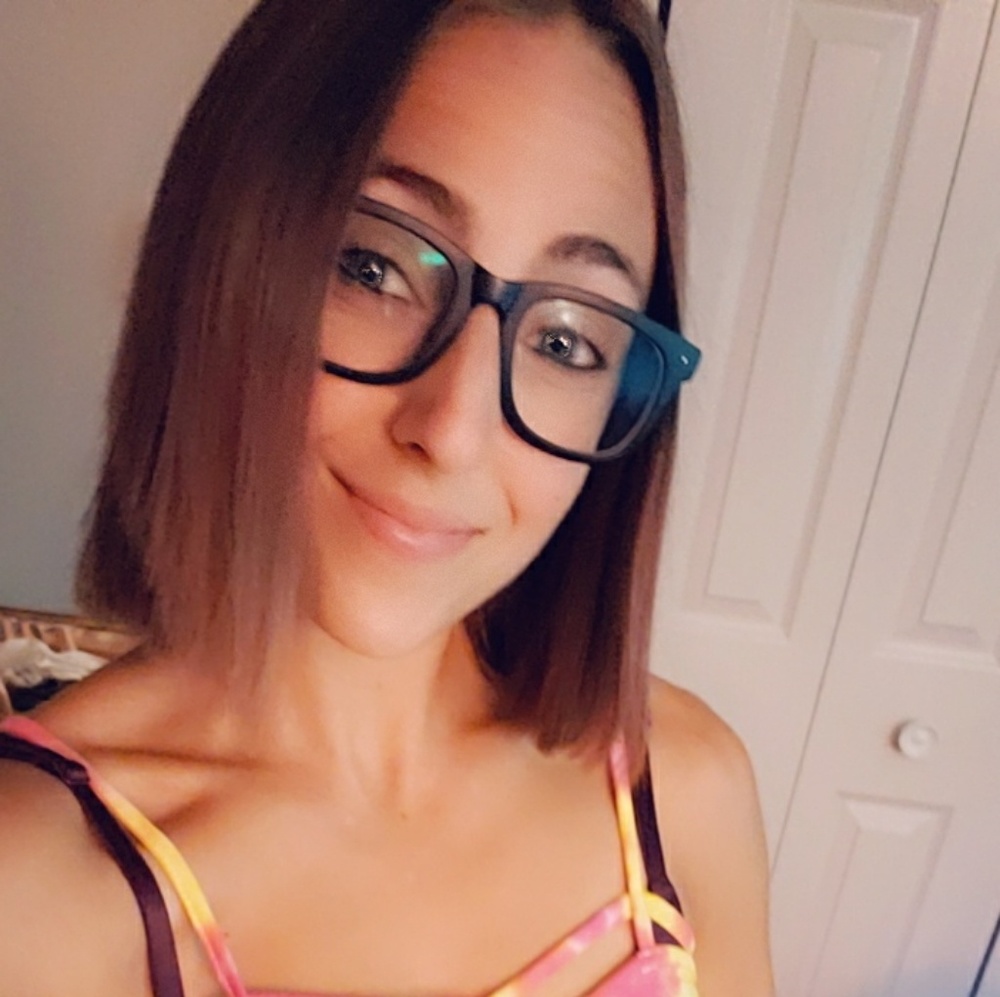 Meet your Posher, Sylvia